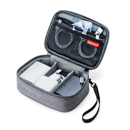 ポーチ（トラベルポーチ・ガジェットポーチ・小物入れ・おしゃれ・大