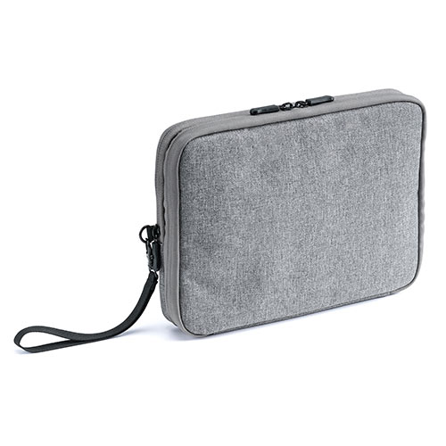 ポーチ（トラベルポーチ・ガジェットポーチ・小物入れ・おしゃれ・大容量・人気・おすすめ・男性・仕切り・収納・便利・持ち運び・2層式・B5サイズ・グレー）BAGIN024GY