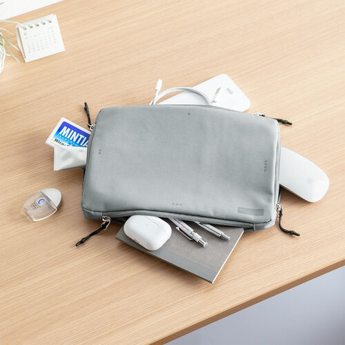 ポーチ（トラベルポーチ・ガジェットポーチ・小物入れ・おしゃれ・大容量・人気・おすすめ・男性・仕切り・4方向収納・B5サイズ・ソフトクッション・収納・便利・持ち運び・黒）BAGIN030GY