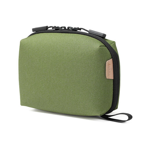 ガジェットポーチ（トラベルポーチ・旅行・出張・収納ポーチ・撥水生地・ダブルファスナー・自立・カーキ）