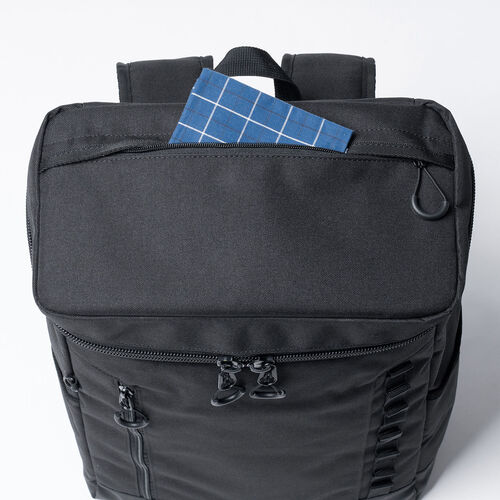 リュック（スクエア・ロゴレス・16インチ・PC収納・通学・通勤・カジュアル・多機能・メンズ・ビジネス・ボックスパック・バックパック・大容量・26L・A4収納・ブラック）