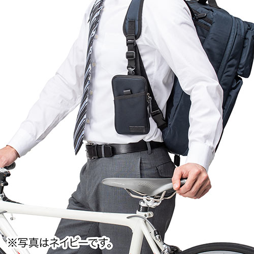 リュックベルト用スマホポーチ（ベルト取付・3通り設置可能・ブラック）