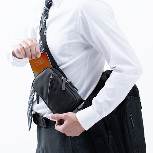 スマホポーチ（リュックベルト用・ショルダーベルト取付・6.5インチ対応・スマホケース・ダブル・耐水生地・ブラック）