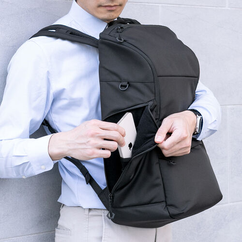 ビジネスリュック SPACE-WING（ラダー形状ショルダーベルト・26リットル・軽量・ビジネスバッグパック・通勤バッグ・ブラック）
