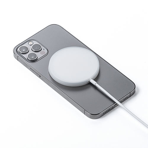 MagSafe用ケース（シリコン・保護カバー・滑り止め・傷防止・マットブラック/ホワイトクリア各1個）