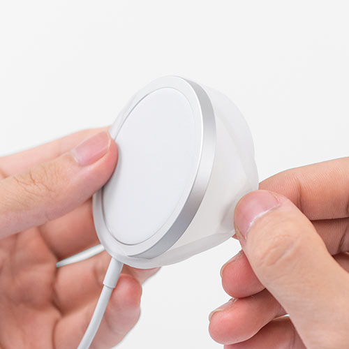 MagSafe用ケース（シリコン・保護カバー・滑り止め・傷防止・マットブラック/ホワイトクリア各1個）