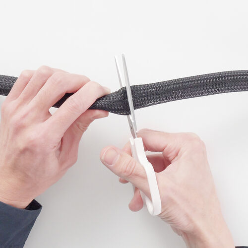 ケーブルスリーブ（Mサイズ・直径2cm・長さ5m・フリーカット・耐摩擦性・ペット噛み防止・配線・編組・ケーブルカバー・ケーブル収納）