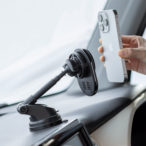 車載ホルダー（ワイヤレス充電対応・半導体冷却機能・ペルチェ素子・マグネット・磁気吸着・スマホホルダー・車・吸盤取り付け・片手操作・iPhone・Android・急速充電・メタルリング付属）