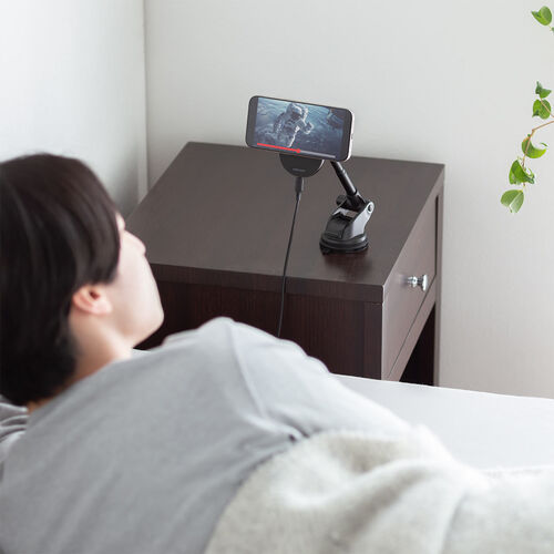 車載ホルダー（ワイヤレス充電対応・半導体冷却機能・ペルチェ素子・マグネット・磁気吸着・スマホホルダー・車・吸盤取り付け・片手操作・iPhone・Android・急速充電・メタルリング付属）