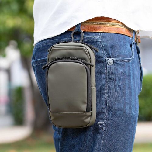 スマホポーチ（スマートキーケース・スマートキー2個収納・カード収納・防水・防塵・止水ファスナー・外側ポケット付き・小銭入れ・カラビナフック・キーリング・カーキ）