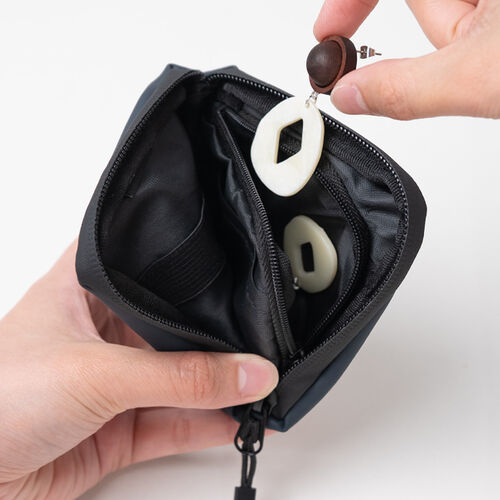 スマートキーケース（L字ファスナー・正方形・スマートキー2個収納・カード収納・防水・防塵・止水ファスナー・小銭入れ・アクセサリポーチ・イヤホンケース・財布・ネイビー）