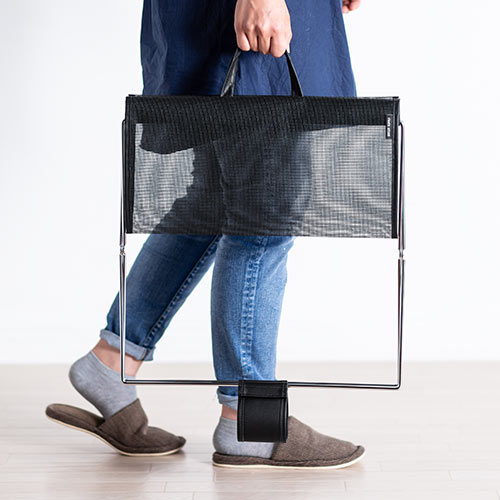 カバン置き（メッシュ・おりたたみ・オフィス・カバン入れ・机下収納・テレワーク・メッシュ・折りたたみ・ブラック）