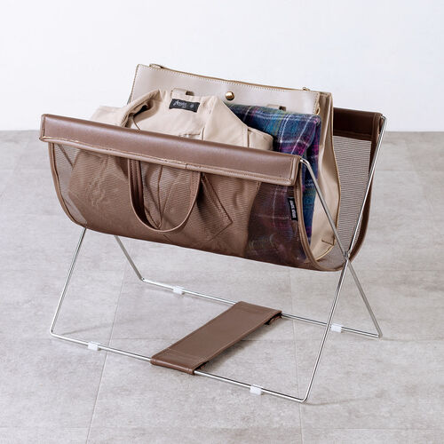 カバン置き（メッシュ・おりたたみ・オフィス・荷物置き・耐荷重5kg・荷物入れ・バッグ置き台・手荷物・コンパクト・飲食店・ブラウン）