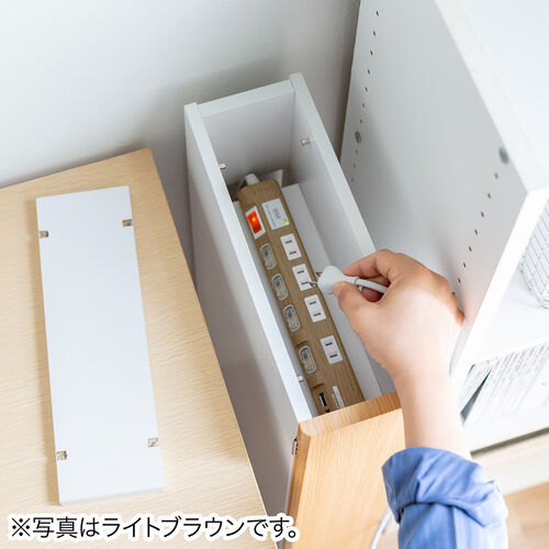 隙間収納ラック（スリムワゴン・幅12cm・高さ80cm・タップ収納・充電ステーション・配線整理・ルーター・Wi-Fi・モデム・扉付き・木製・5段・ホワイト×ホワイト）