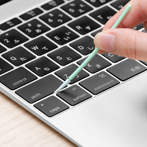 精密綿棒（極細綿棒・先端0.8mm・三角先端・プラスチック製・100本入り・クリーニング・クリーナー）