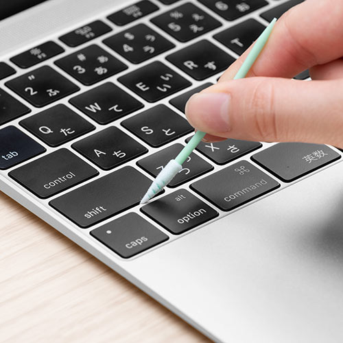 精密綿棒（極細綿棒・先端0.8mm・三角先端・スクリュータイプ・プラスチック製・100本入り・クリーニング・クリーナー）