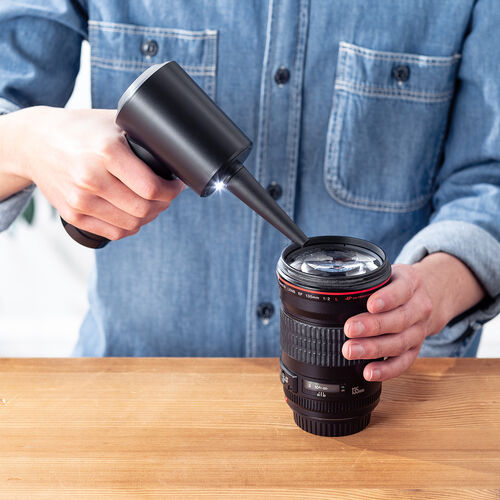 電動エアダスター（充電式・5種類のノズル付き・3段階風量調整・LED付き・ガス不使用・クリーナー）