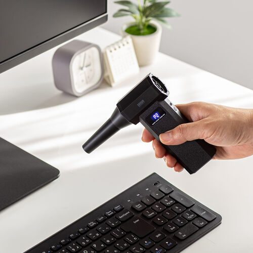 電動エアダスター（ノズル5種類付属・LEDライト・最大風速31m/s・コンパクト・軽量・高コスパ・USB充電式・逆さ噴射可能・クリーナー・PC掃除）