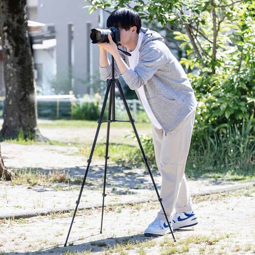 カメラ三脚（スマホホルダー内蔵・4段伸縮・持ち運び収納ケース付き・コンパクト）