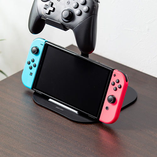ゲームコントローラースタンド（タブレットホルダー付き・ゲームパッドスタンド・ヘッドホンスタンド・スマホスタンド・ブラック）