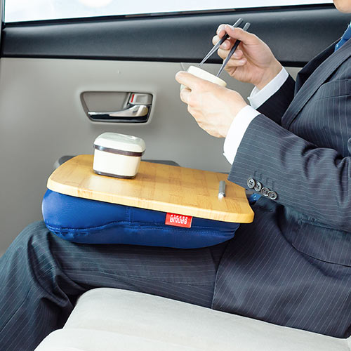 ひざ上テーブル（膝上テーブル・ノートパソコン・タブレット・15.6インチ・ラップトップテーブル・木目調・ビーズクッション）