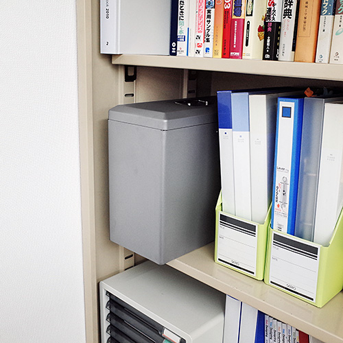 鍵付きファイルボックス（マイナンバー・セキュリティ対策・取手付き・A4ファイル収納可能・ダイヤル錠内蔵）