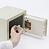 小型電子金庫(マイナンバー・セキュリティ―対策・家庭用・テンキー・鍵式・壁掛け対応・小型・5.2リットル）