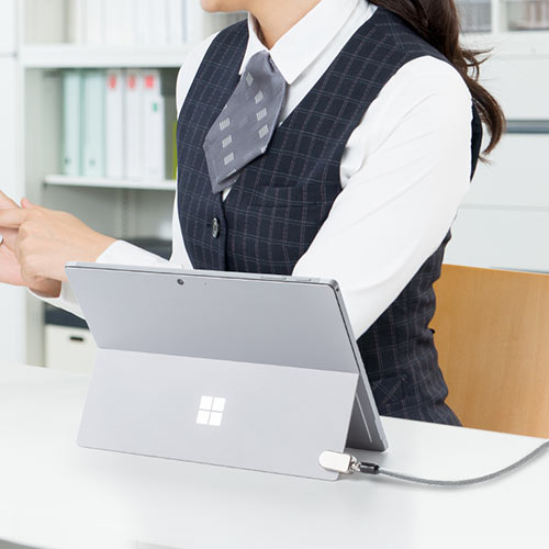 セキュリティワイヤー（Surface専用・シリンダ錠・ワイヤー長1.8m・Surface Pro7/6/2017/4/3/Surface Go2/Surface Go/Surface3）