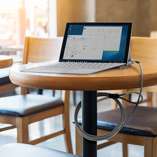 セキュリティワイヤー（Surface専用・シリンダ錠・ワイヤー長1.8m・Surface Pro7/6/2017/4/3/Surface Go2/Surface Go/Surface3）