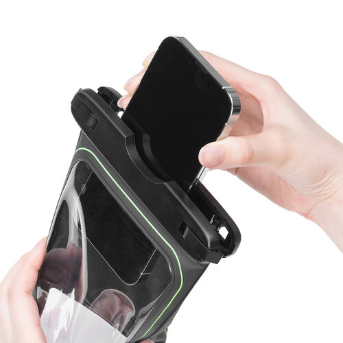 防水ケース（水に浮く・9インチ対応・完全防水・IPX8・ストラップ付・iPhone15・iPhone14・iPhone13・SE・Android用・お風呂・海・プール・首かけ・水中撮影・ソフトケース）