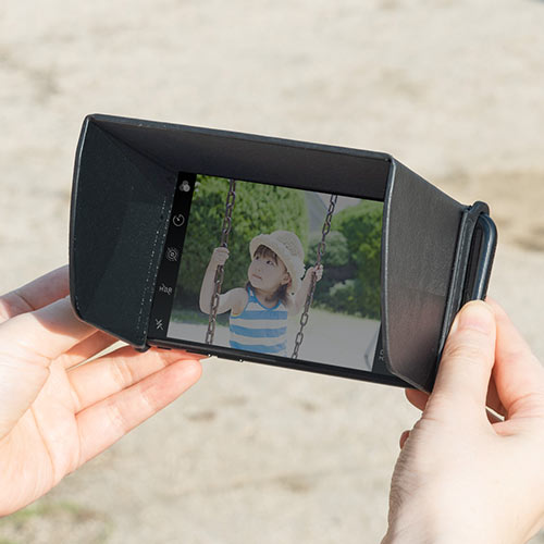 iPhone・スマートフォン用遮光フード（サンシェード・屋外用・日焼けフード・日光時見やすく・Sサイズ）