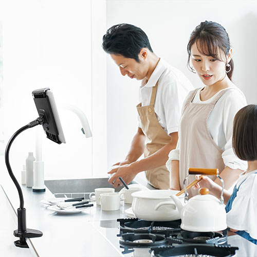 タブレットスタンド（フレキシブルアーム・クランプ・360°回転・ケーブルクリップ付き・タブレット/iPad用）