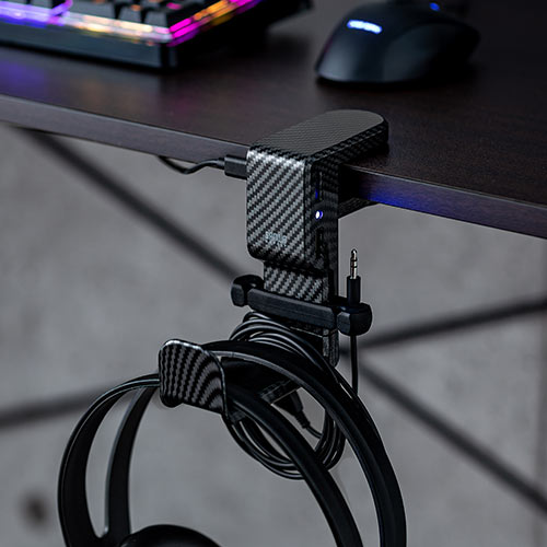 ヘッドホンスタンド（ヘッドホンハンガー・ヘッドホンフック・USBポート付き・クランプ・360°回転・吊り下げ式・ケーブルフック付き・カーボン調）