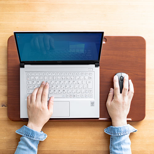 学習台（リビング学習・入学祝い・プレゼント・ライティングボード・ノートパソコンスタンド・木製・姿勢矯正・子供・学習補助・ペントレー付き） STN059 サンワサプライ