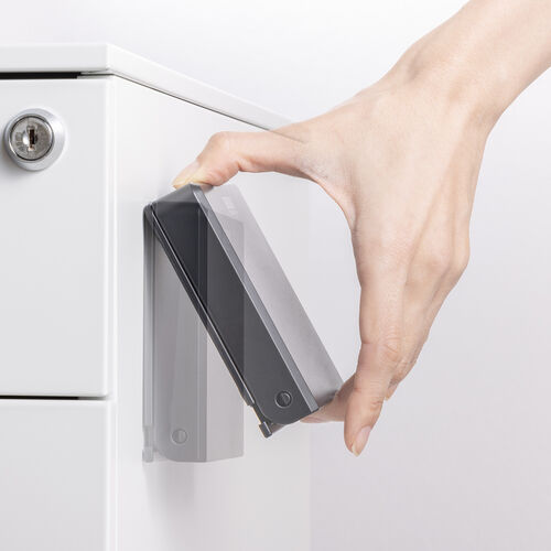 【原価ぶっ壊し割引】トリンプマグネット式カードホルダー Amazon | JIRVANA 開運 メタルプレート スマホリング型 車載