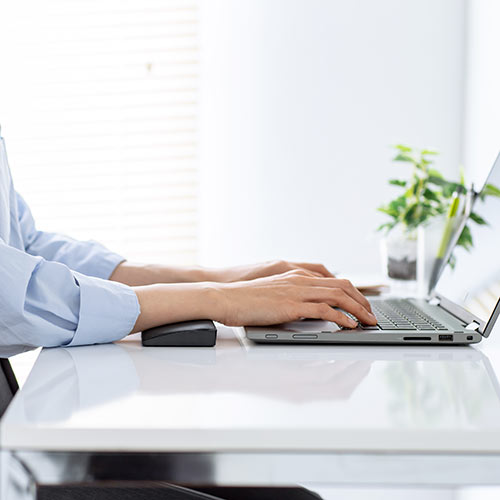 【アウトレット･訳あり・セール】リストレスト クッション 腱鞘炎防止 ゲーミング 疲労軽減 手首 ノートパソコン用 キーボード用 幅35.8cm エルゴノミクス