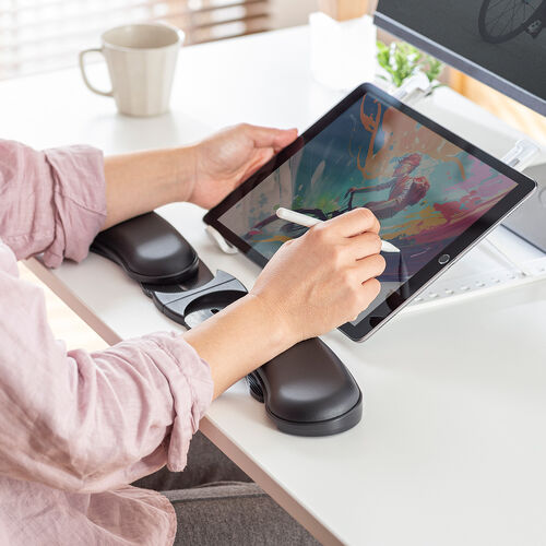 リストレスト（キーボード マウス兼用・ロング ショート 可変式・疲労軽減・幅約44.5cmから最大68cm・柔らかクッション・すべり止め付き・PU素材・ブラック）