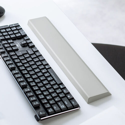 リストレスト（シリコン製・UVコーティング・幅42cm・フルキーボード対応・リブ構造・簡単お手入れ・アームレスト・グレー）