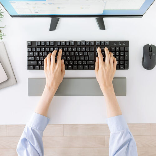 リストレスト（シリコン製・UVコーティング・幅42cm・フルキーボード対応・リブ構造・簡単お手入れ・アームレスト・グレー）