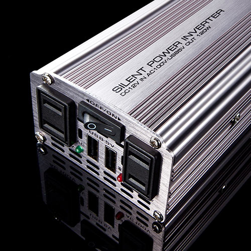 カーインバーター（ACコンセント・USBポート・120W・DC12V・アルミ筐体・擬似正弦波）