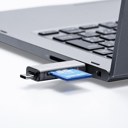 メディアケース付きカードリーダー（Type-Cカードリーダー・Type-Aカードリーダー・メモリケース・SD・microSD・薄型・持ち運び）