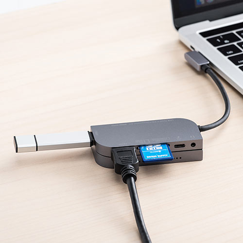 iPad Pro 2018年モデル用USBハブ（Type-Cハブ・ドッキングハブ・カードリーダー・SD/microSD・PD・HDMIポート・3.5mmジャック・アルミ）