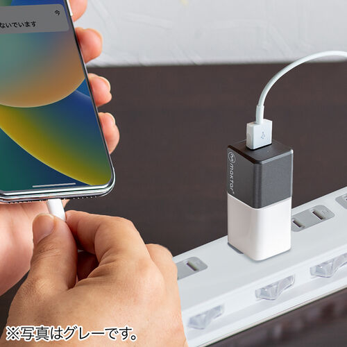 iPhone - Phone 7 Plus Rose Gold 32 GB USB電源アダプタ付き iPhone - Phone 7 Plus Rose Gold 32 GB USB電源アダプタ付き