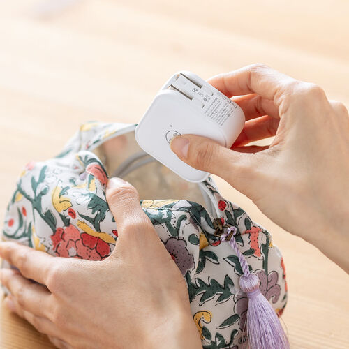 Qubii Power（USB-C・バックアップ ＆ 急速充電・iPhone対応・Android対応・microSD保存・カードリーダー・10年保証・ホワイト）