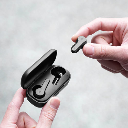 Bluetoothイヤホン（完全ワイヤレス・無線・防水規格IPX4・片耳使用対応・ケース付）