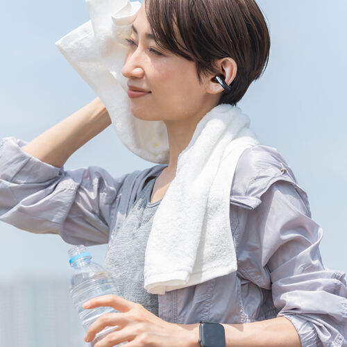 イヤーカフ イヤホン（完全ワイヤレス・オープンイヤー型・Bluetooth 5.3・左右非対称・最大24時間・マイク通話・耳挟み式・ながら聴き・小型・軽量・IPX4・ブラック）