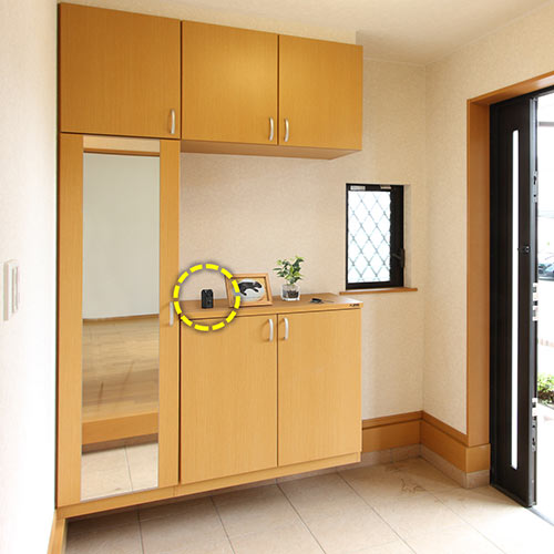 防犯カメラ（屋内・小型・工事不要・人感センサー・夜間撮影・録音）