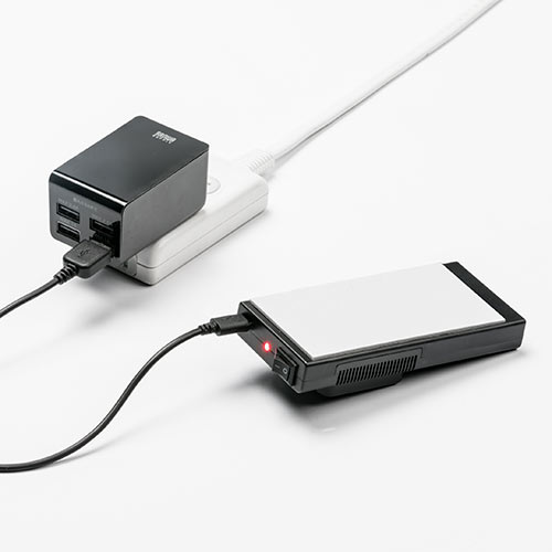 【アウトレット･訳あり・セール】スマホクーラー(瞬間冷却・コンパクト・充電式・静音）