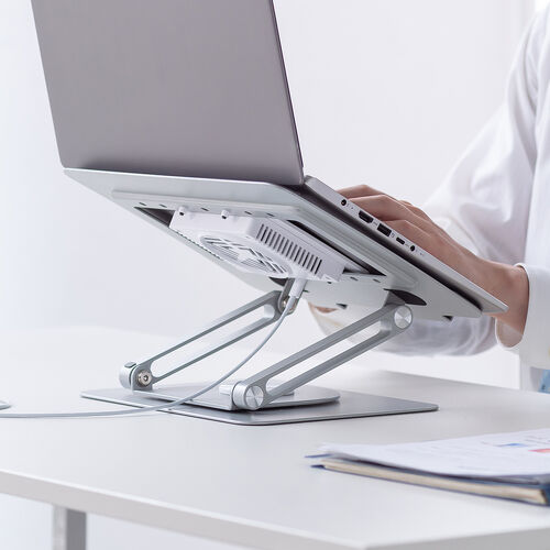 ノートパソコンクーラー（ペルチェ・冷却台・17インチ対応・USB PD給電・無段階角度調整・冷却位置調整）