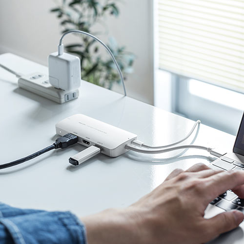 USB Type-C変換アダプタ（HDMI×2・VGA×1・USB3.1×1・PD対応・同時出力・Type-Cハブ）